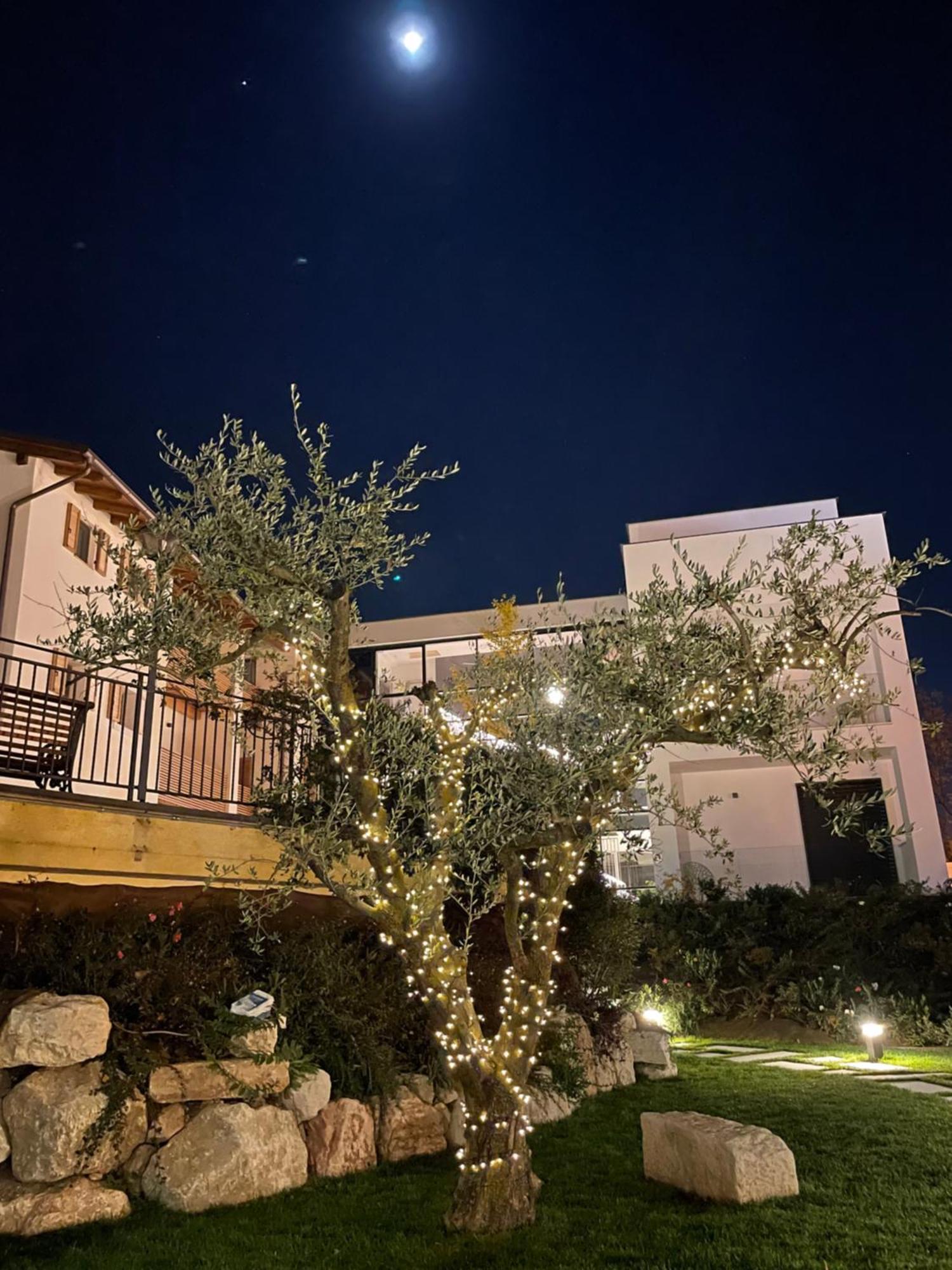 Midum Luxuryapartments Trento Esterno foto