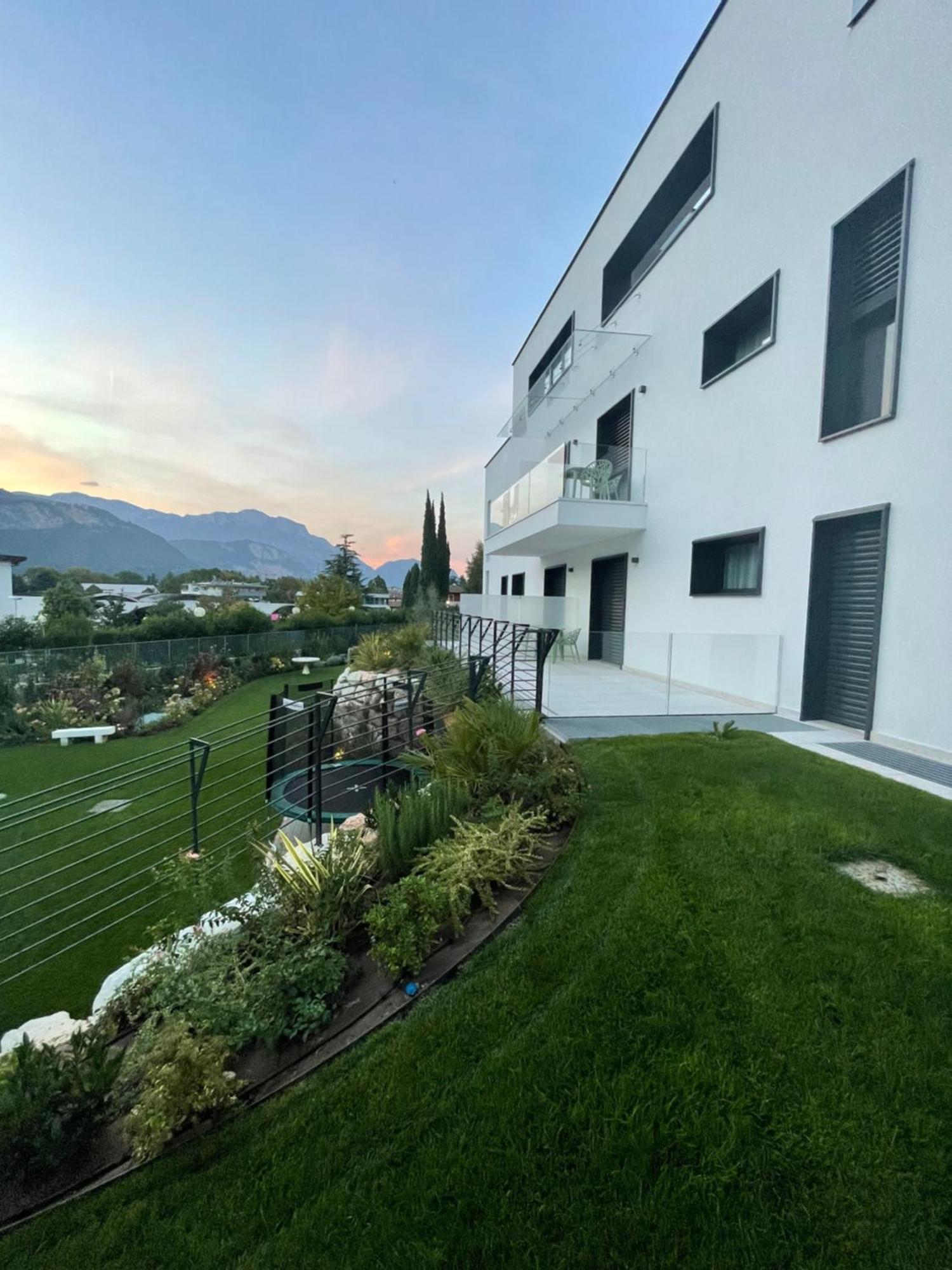 Midum Luxuryapartments Trento Esterno foto